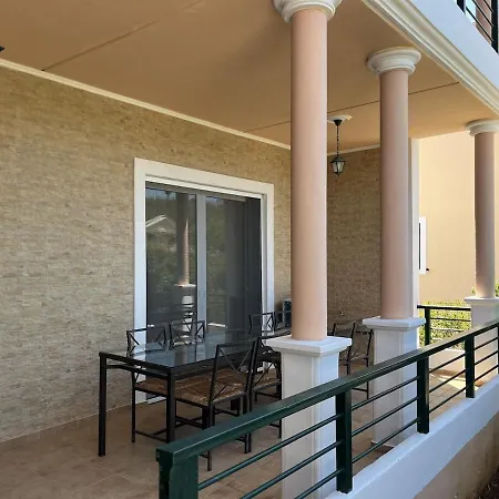Villa Niso Gíri